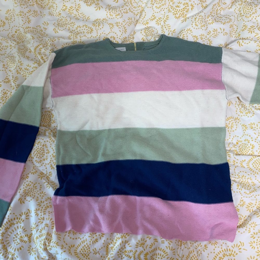 Colorful stripped sweater!